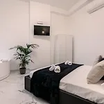 Πανσιόν Re Di Rooftop