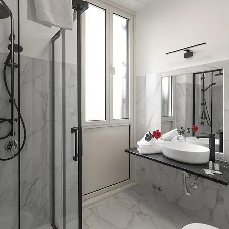 Re Di Rooftop Casa de hóspedes 4*