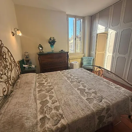 Re Di Rooftop Penzion 4*