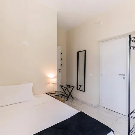 Guest house Re Di Rooftop