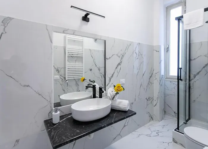 Guest house Re Di Rooftop 4*