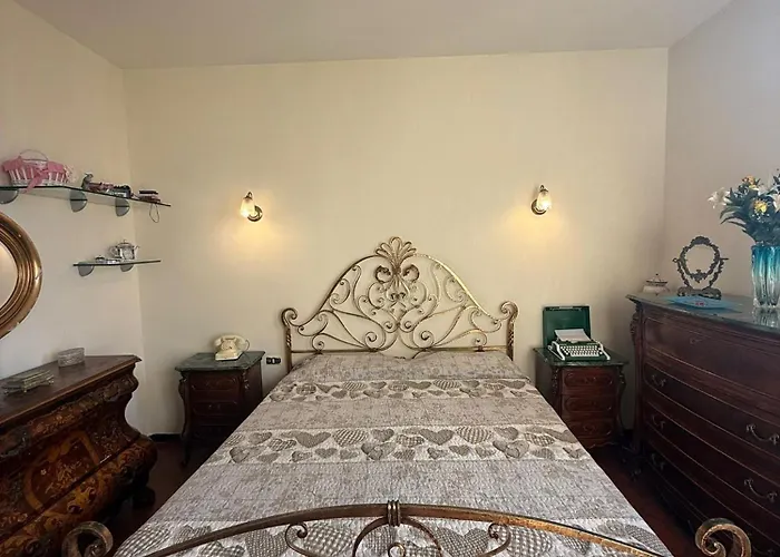 Re Di Rooftop Guest house